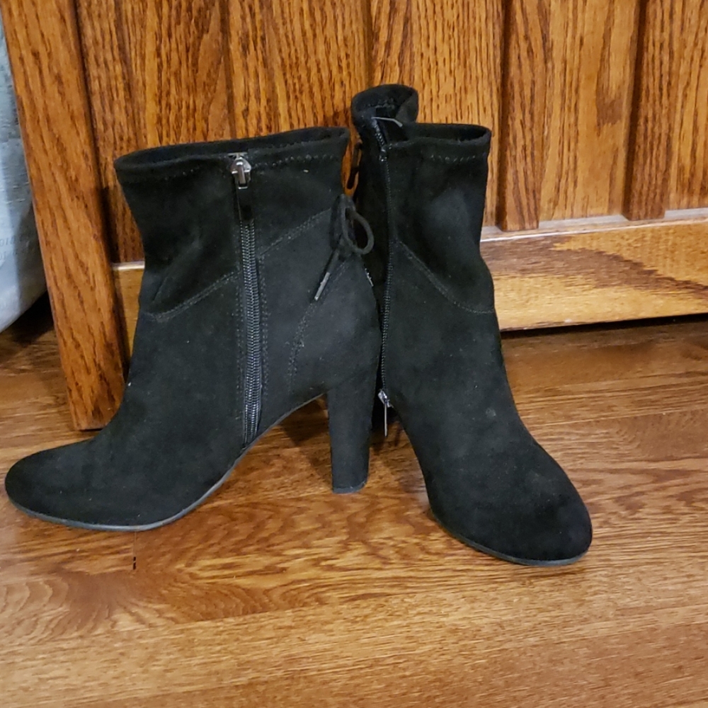 3/$15 Booties